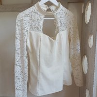 Дамска блуза с дантела, снимка 1 - Корсети, бюстиета, топове - 41333437