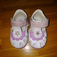 Нови сандали, номер 17, снимка 1 - Бебешки обувки - 41168367