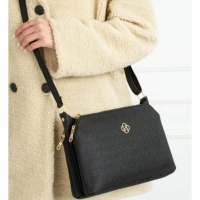 Елегантна дамска чанта с дълга дръжка за рамо, снимка 2 - Чанти - 44555240