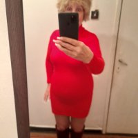 Червена рокля ръчно плетиво-ТОП ОФЕРТА , снимка 1 - Рокли - 35705524