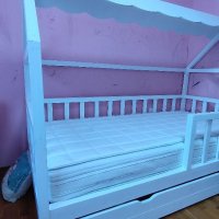 Детско легло тип къщичка с издърпващ се шкаф, снимка 7 - Други стоки за дома - 40436720