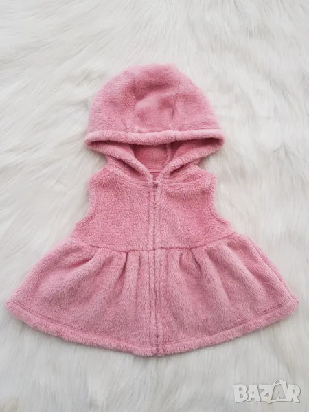 Детски елек Carter's  6-9 месеца , снимка 1