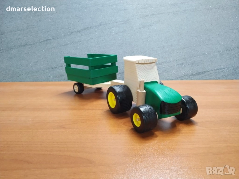 Декоративен дървен трактор с ремарке DMAR 303M4, снимка 1