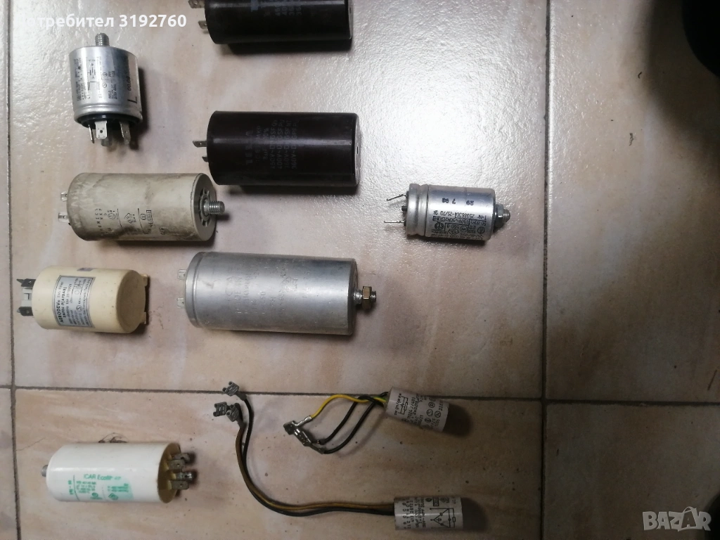 Кондензатори различни  модели, снимка 1