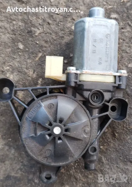 Моторче Стъклоповдигач Skoda Octavia 3 - 5Q0 959 801 B, снимка 1