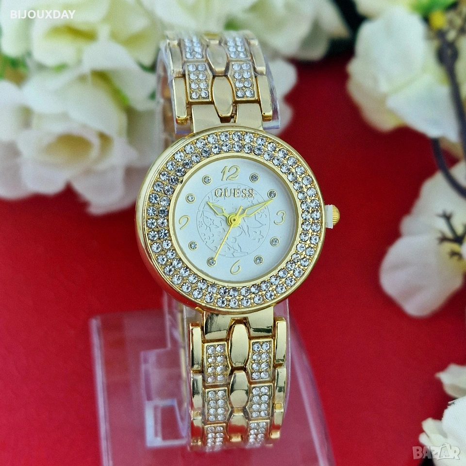 водоустойчив дамски часовник guess от медицинска стомана , снимка 1
