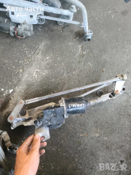 Ел. мотор за чистачките за Mazda Premacy Minivan (07.1999 - 03.2005), миниван, позиция: предна, № 84, снимка 1