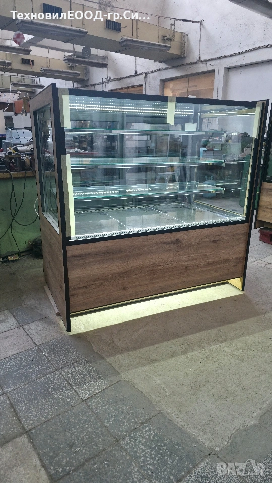 Сладкарска хладилна витрина 135, снимка 1