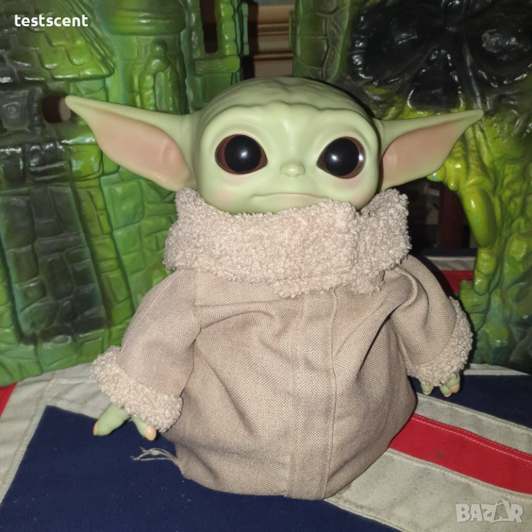 Star Wars The Mandalorian – THE CHILD / Baby Yoda / Grogu – плюш (prop replica), перфектно състояние, снимка 1