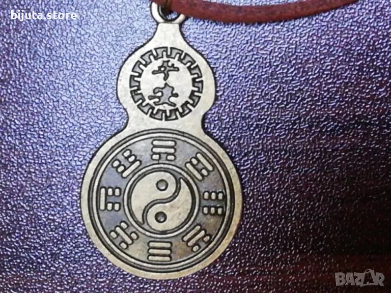 Древен китайски медальон, снимка 1