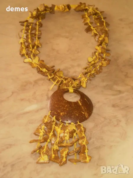 Екзотичен гердан от кокосов орех-многоцветен, снимка 1