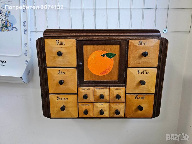 Ретро шкафче за подправки от дърво , снимка 1