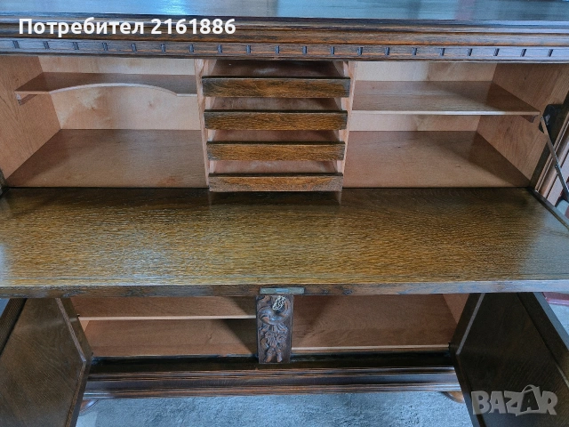 Елегантен дъбов шкаф с дърворезба , снимка 6 - Шкафове - 53005202