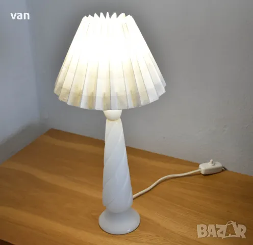 Настолна лампа от мрамор