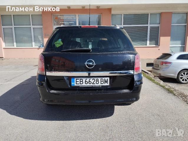 Опел Астра 1.8 бензин 125 к.с., снимка 2 - Автомобили и джипове - 53794844