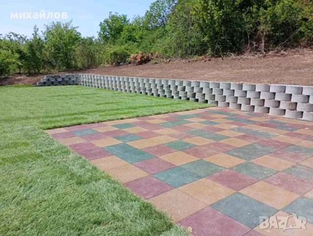 Подпорна стена с кашпи