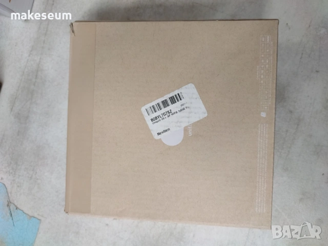 Ubiquiti U6+ WiFi 6 Access Point, снимка 2 - Рутери - 53136154