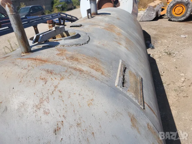 буре цистерни за вода ,дизел и за газ колонка гориво и на части , снимка 15 - Други машини и части - 49347842