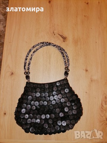 Малка чантичка , снимка 2 - Чанти - 38659625