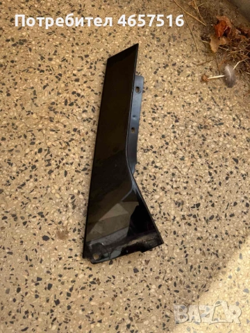 Вертикална външна лайсна на задна дясна врата на Range Rover Evoque само за 100лв. BJ32-254A42