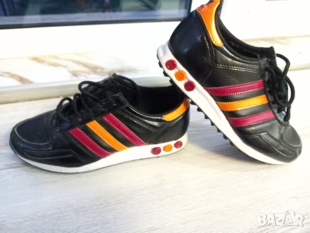 Adidas- оригинални номер 37, снимка 3 - Маратонки - 39339826