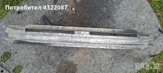 Задна основа броня от Audi A4 B7/ Ауди А4 Б7 2.0TDI 140к.с BLB /АВТОМАТ/