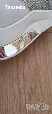 Обувки Liu Jo , снимка 3 - Дамски ежедневни обувки - 50053959