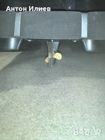 Лодка за вкарване на Въдици и захранка 