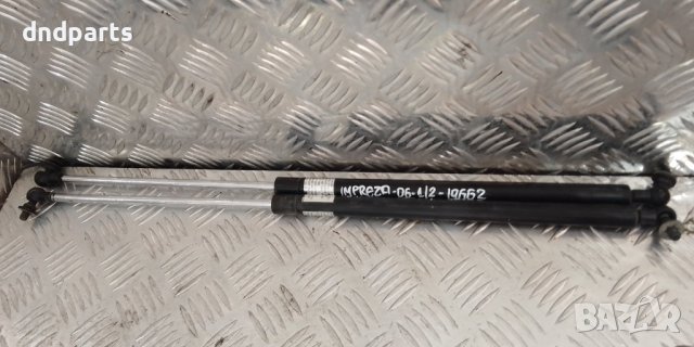 Амортисьори заден капак Subaru Impreza 2006г.