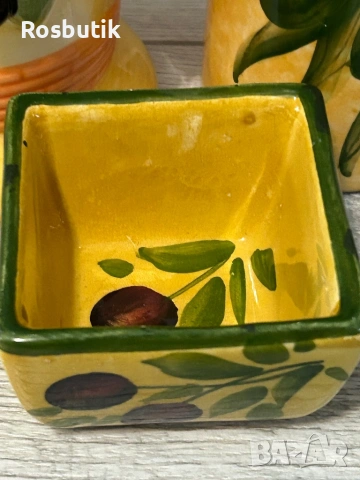 Италиански Керамичен  комплект за зехтин и маслини , снимка 2 - Аксесоари за кухня - 53323122