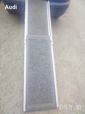 Сгъваема рампа за кучета и други големи домашни любимци ИДЕАЛНО ЗА СТАРИ ДОМАШНИ ДОМАШНИ ИЛИ ПРОБЛЕМ, снимка 11 - За кучета - 53665699