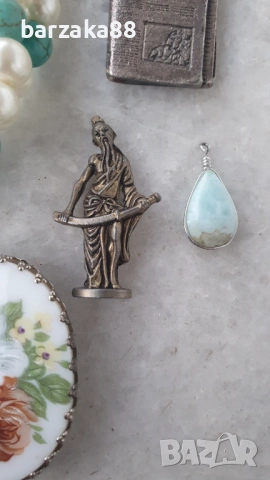 Стари брошки Гривна и ДРУГИ, снимка 5 - Бижутерийни комплекти - 53639928