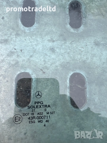 Предно дясно стъкло Мерцедес Ц клас W203 C220 C180 C270 C200 C320 Mercedes , снимка 2 - Части - 53454406