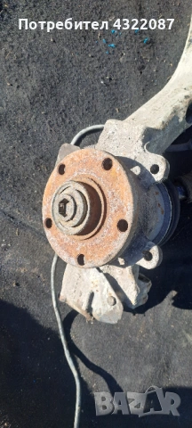  Преден ляв или десен шенкел с лагер главина от Volkswagen Passat / Пасат 1.9 TDI 110 к.с. 2000г. 