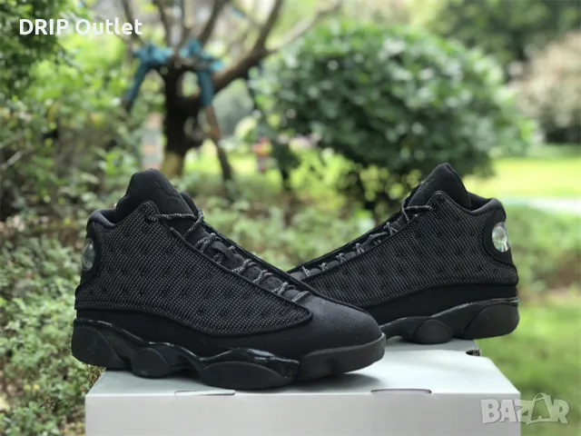 !НОВИ! Air Jordan 13 Retro | Black Cat | + КУТИЯ, снимка 3 - Маратонки - 55750291