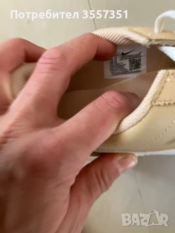 Оригинални маратонки Nike, снимка 5 - Маратонки - 50525879