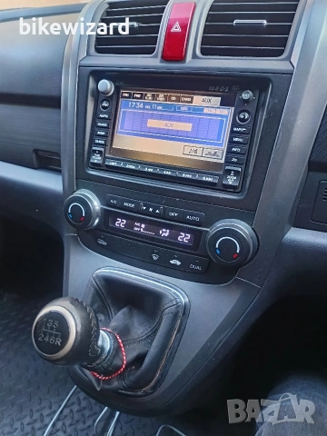 Honda CR-V 2.2 Executive десен волан, снимка 15 - Автомобили и джипове - 50262207
