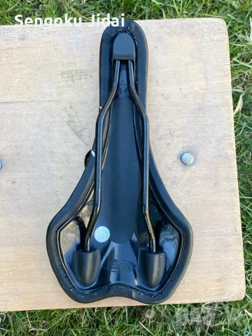 Седалка за велосипед Selle Italia, снимка 2 - Части за велосипеди - 49571204