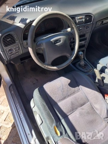 Продавам Волво В 40,1,8-2001 г. , снимка 10 - Автомобили и джипове - 51756490