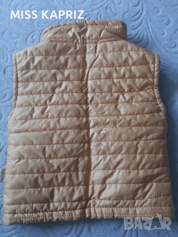 Елек за момче 9-12 мес., снимка 2 - Жилетки и елечета за бебе - 41329995