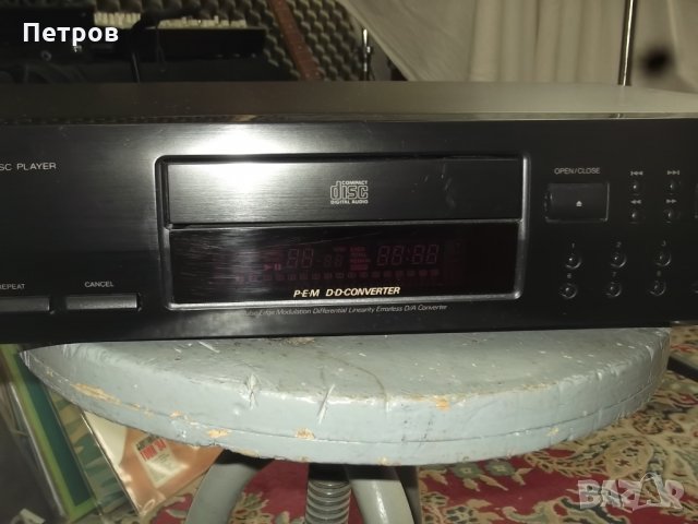 Перфектен компактдиск JVC XL-V130, снимка 5 - Декове - 35967744