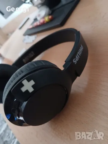 Безжини слушаки Philips
