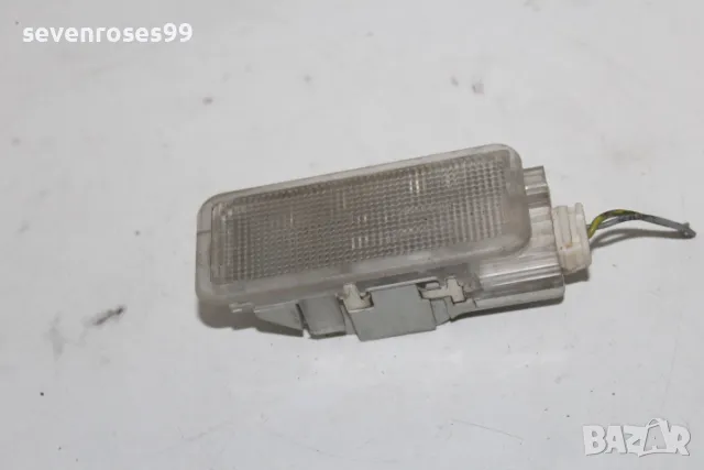 Плафон под табло Пежо 307 св комби 2002 1.6i Peugeot 307SW, снимка 2 - Части - 48247239