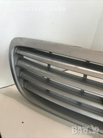 Предна решетка за KIA Sedona 2.9 CRDi (2002-2006) 0K53A50710, снимка 2 - Части - 53286866