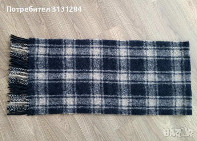 Мъжки шал оригинал Hugo Boss Италия, снимка 4 - Други - 52455969