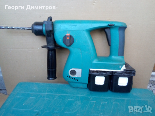 перфоратор Makita 28.8V ( 2х14.4V LXT) Li-Ion - SDS+ три функции, може  и зарядно и нови батерии, снимка 2 - Перфоратори - 29915408