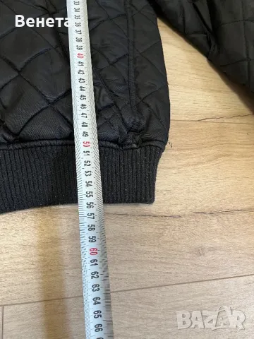 Дамско зимно яке Jordan.Размер М, снимка 4 - Якета - 49534899