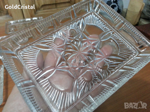 Стъклени чинии чинийки подноси , снимка 2 - Антикварни и старинни предмети - 36332304