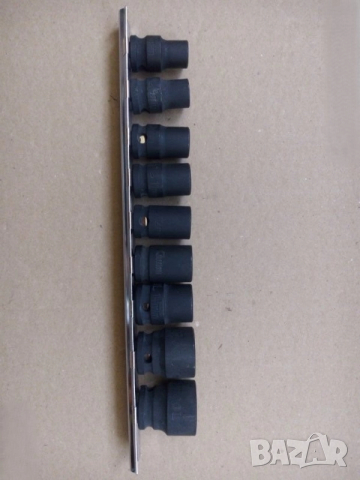 BRITOOL 9 броя 3/8 черни 6стени ударни вложки .HALFORDS advanced 7броя 1/2 черни ударни вложки, снимка 2 - Други инструменти - 52937206