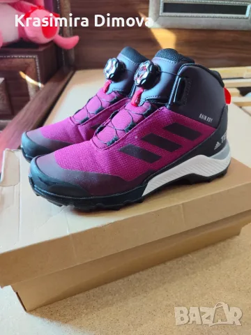 Апрески  Adidas Terrex, снимка 4 - Детски боти и ботуши - 56176486